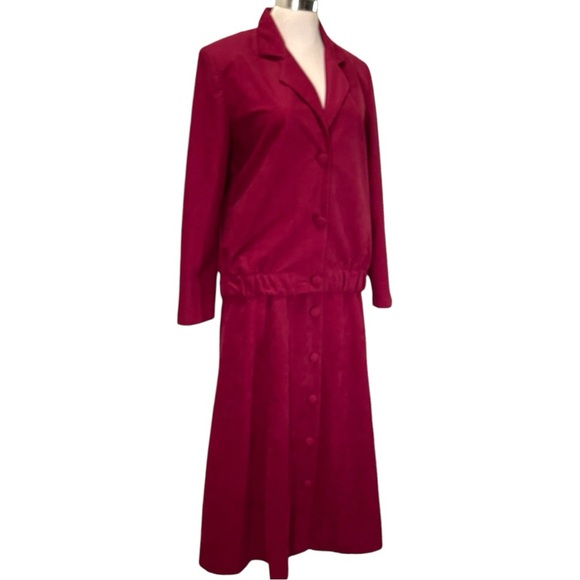 Red Skirt and Long Jacket Set Willow Ridge Vintage - Picture 10 of 14